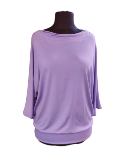 Liliowa bluzka z rękawem 3/4 kimono - lejący drapowany dekolt